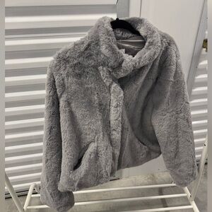 Faux Fur , size less brand less jacket (Fits a L/XL)
